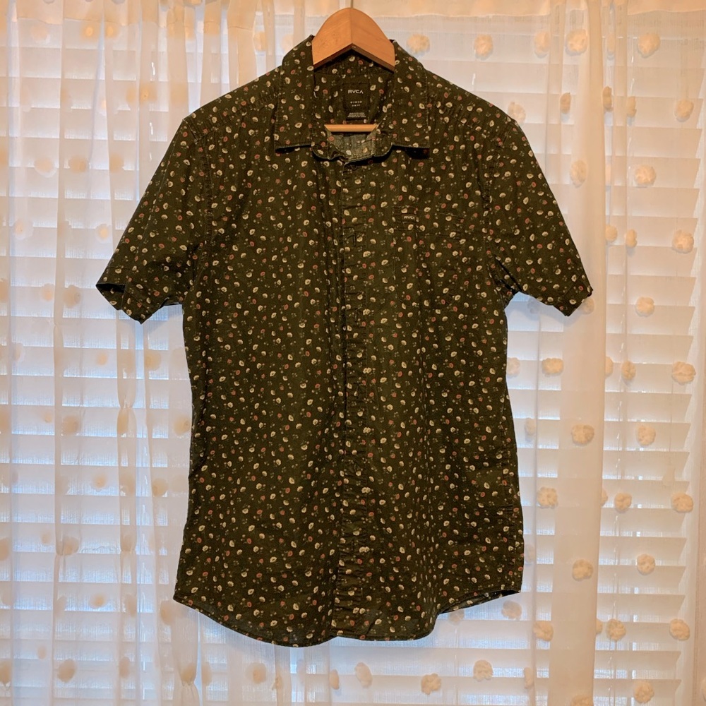men’s short sleeve button-up